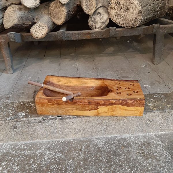 زیرسیگاری چوبی