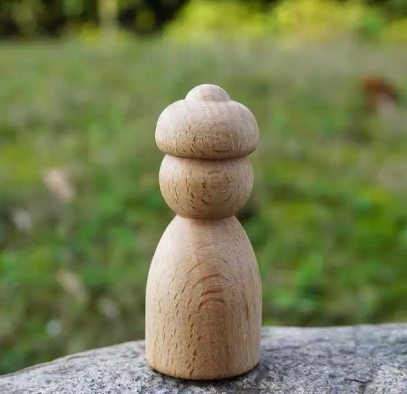 عروسک چوبی خام