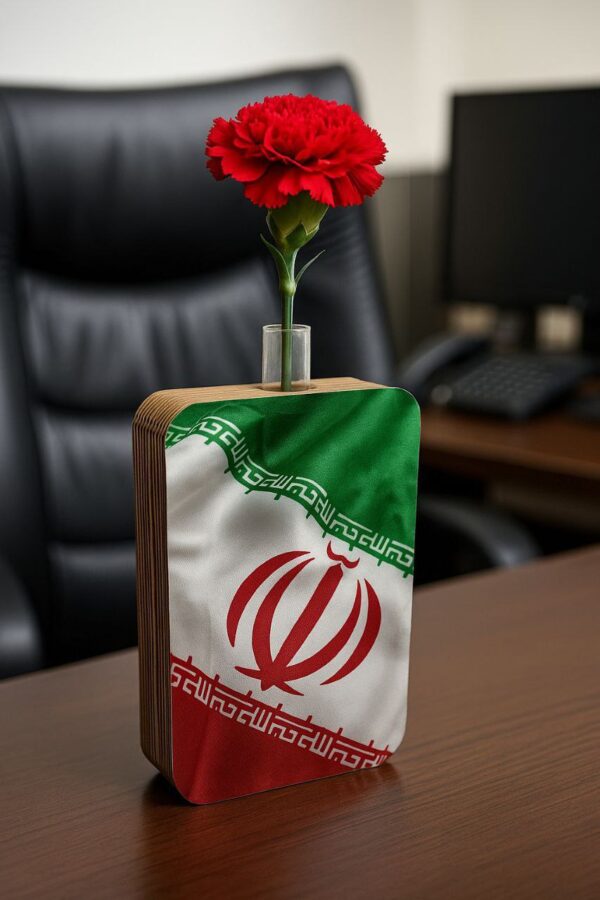 گلدان چوبی