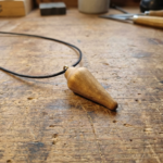 آویز گرنبند